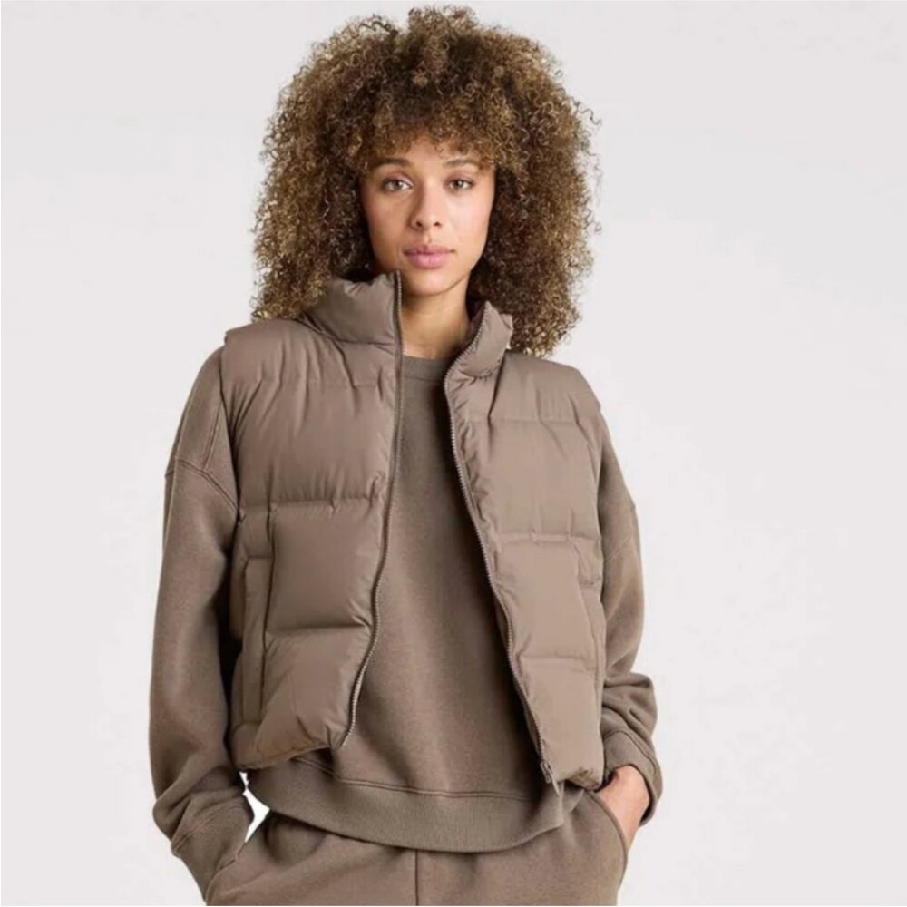 Nuuds Down Puffer Vest in Mocha